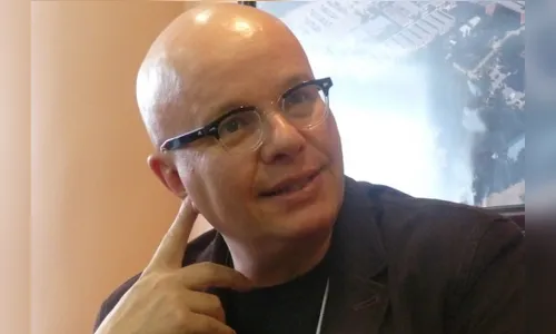 Marcelo Tas anuncia saída do 