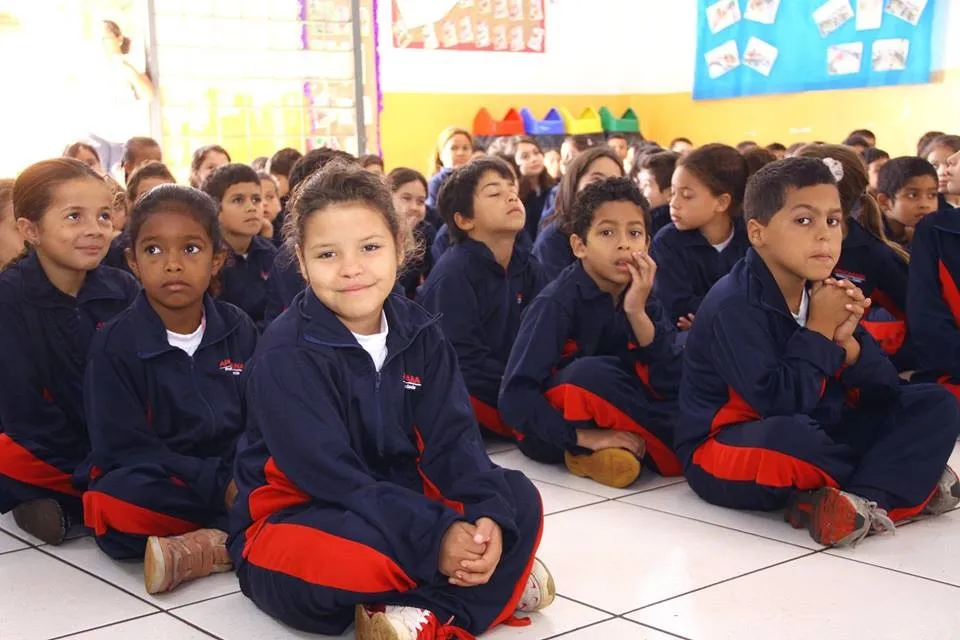 Aulas nas escolas municipais seguem normalmente em Apucarana e Arapongas - Foto: Assessoria de imprensa