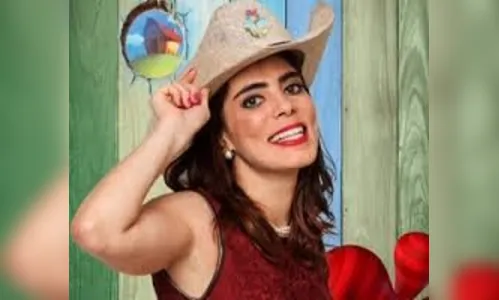 Heloisa Faissol bebe demais, não segura e faz xixi na saia 