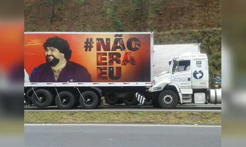 Caminhão da dupla César Menotti e Fabiano se envolve em acidente