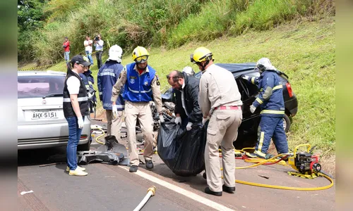 Acidente em Jandaia  envolve três carros e provoca a morte de mãe,  filha e aposentado