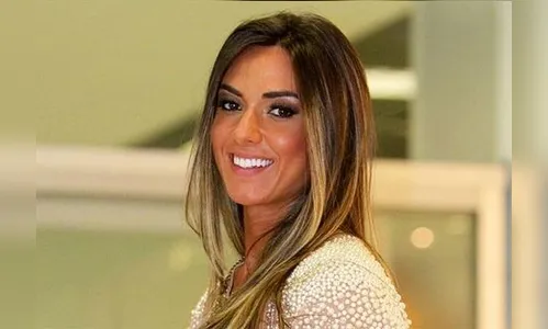 ​Nicole Bahls briga com Carol Dias em camarote, cita jornal