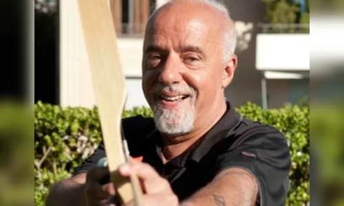 Paulo Coelho oferece US$ 100 mil à Sony pelo filme 'A entrevista'