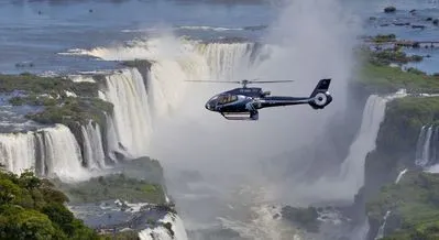 Foz do Iguaçu - Passeio de helicóptero - foto Sergio Mendonça Jr