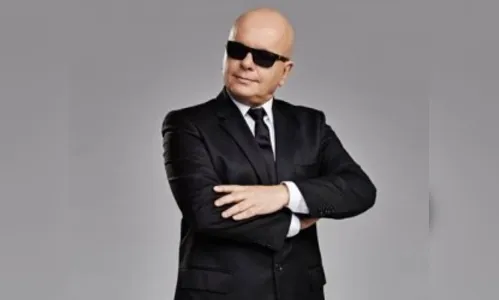 Tas dá adeus ao CQC com choro de amigos e muita ironia