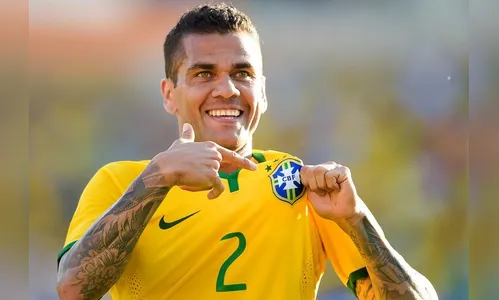 ​Daniel Alves expulsa jornalistas de festa