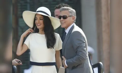 Egito nega ter proibido Amal Clooney de entrar no país