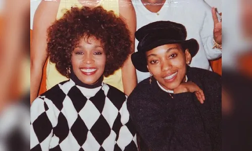 ​Filme sobre a vida de Whitney Houston oculta suposto romance lésbico