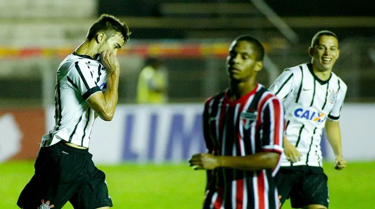 Corinthians e Botafogo-SP fazem final da Copinha - Foto: Agência Corinthians