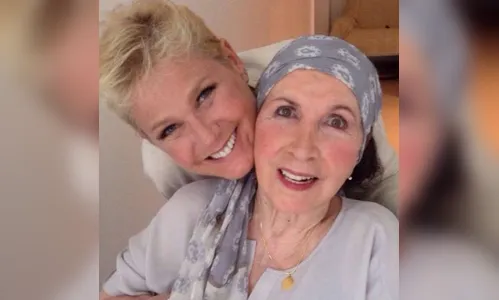 ​Xuxa homenageia a mãe em seu aniversário: 