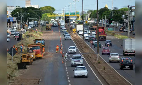 Obras na BR-376 ampliam o trevo de Sarandi, no Noroeste
