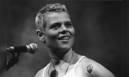 ​Documentário sobre Cássia Eller refuta morte por overdose