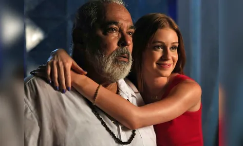 Isis agarra outro homem