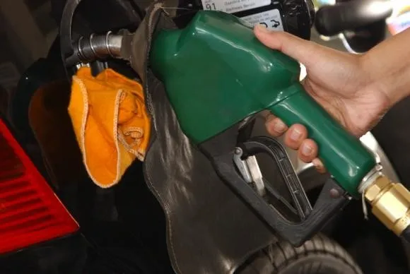 Aumento da gasolina fez inflação avançar em outubro, diz FGV - Foto: Arquivo/Imagem ilustrativa