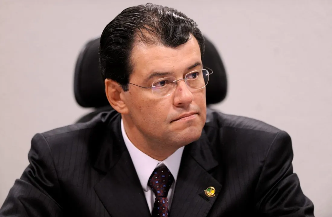  "Faremos uma avaliação no dia 12 de fevereiro", disse o ministro Eduardo Braga - Foto: veja.abril.com.br/blog/radar-on-line