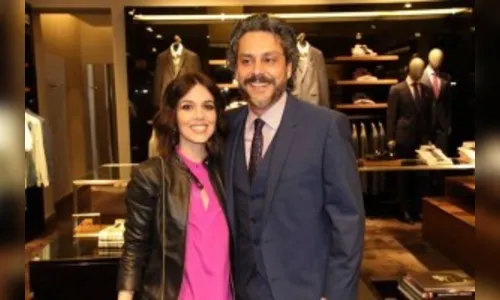 ​Namorada de Alexandre Nero se afasta e gera comentários