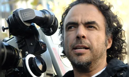 Alejandro González Iñárritu vence prêmio de Melhor Diretor por ‘Birdman’