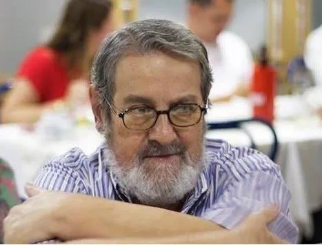 Ex-vice-prefeito, jornalista Délio César morre em Londrina - Foto: Acervo de amigos