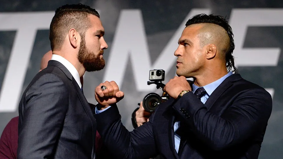 Vitor Belfort e Chris Weidman tem confronto marcado para maio - Imagem: UFC / Divulgação
