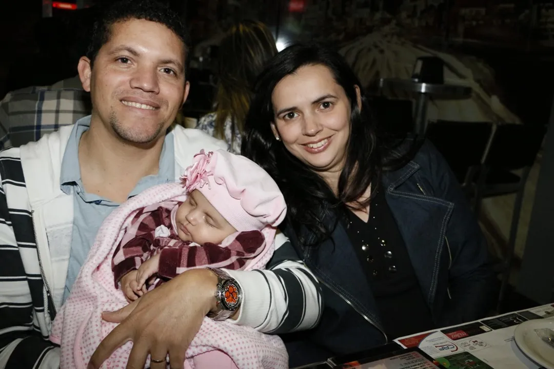 Otoniel Gonçalves, Telma Garcia e a pequena Rebeca 