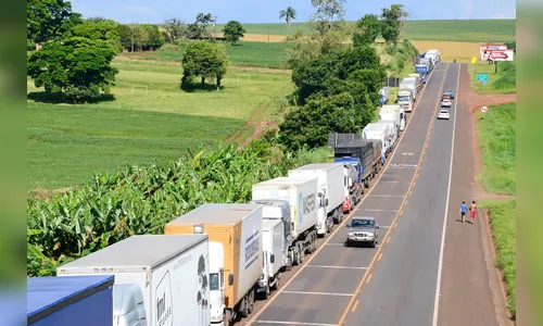 Caminhoneiros prometem paralisação para o dia 29 de abril 