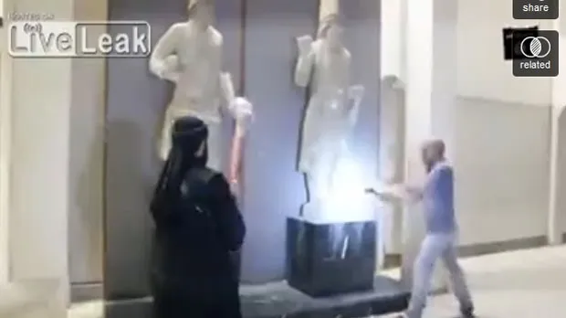 Vídeo mostra como Estado Islâmico destrói peças em museu no Iraque - Foto: Reuters