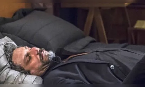 José Alfredo morre no último capítulo de 'Império'