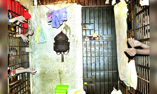 Ivaiporã pede a secretário solução para carceragem