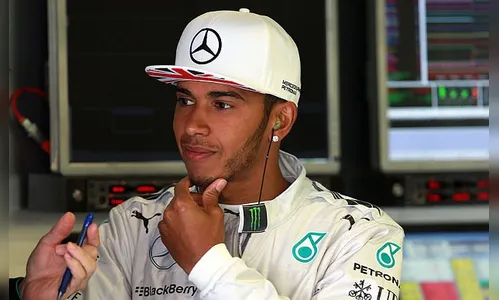 ​Hamilton leva GP da Austrália e Nasr faz história em estreia na F-1