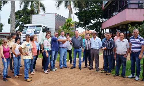 Mercado da Agricultura Familiar recebe caminhão 