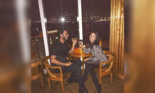 Isis Valverde curte NY com namorado e posta fotos da viagem