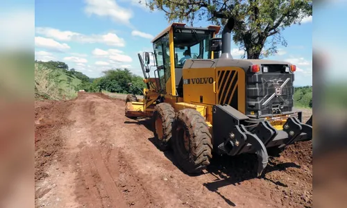 Prefeitura de São Pedro do Ivaí inicia obras de recuperação de estrada rural 