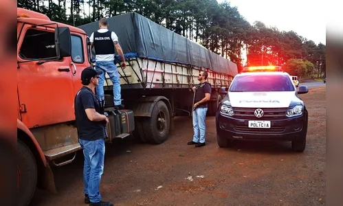 Polícia apreende carga furtada de ração avaliada em R$ 50 mil