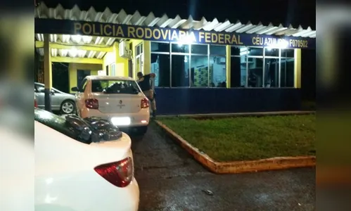 ​PRF apreende 75 kg de crack em tanques de combustível de três carros no Paraná