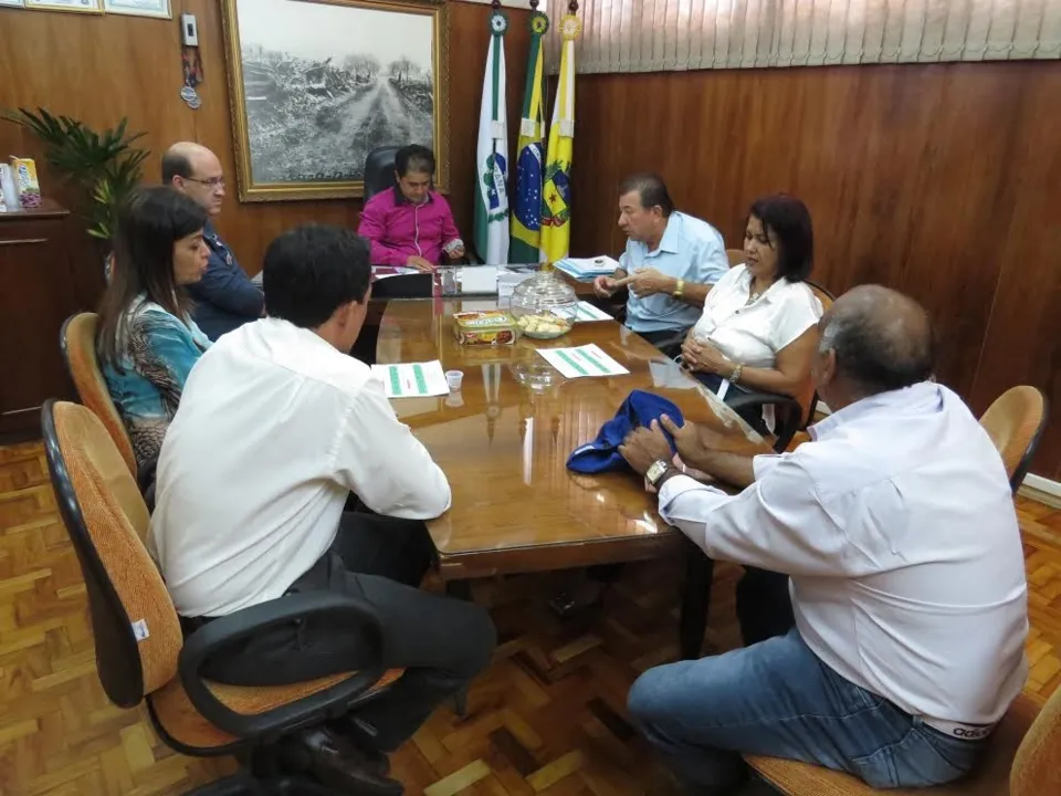 Câmara de Apucarana adia decisão sobre nº de vereadores - Foto: Wiliam Marques