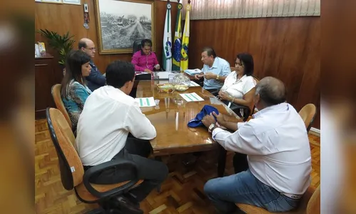 Câmara de Apucarana adia decisão sobre nº de vereadores