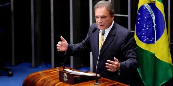 ​No discurso em plenário, nesta quarta-feira (1/4), o senador Alvaro Dias (PSDB/PR) também cobrou a instalação da CPI do BNDES