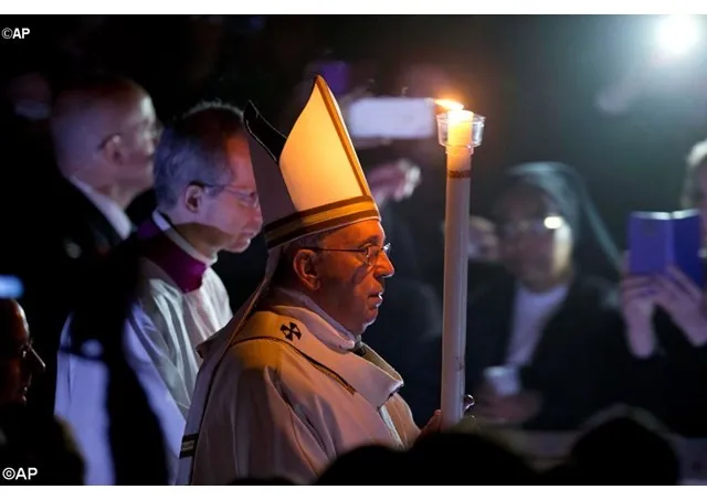 Papa critica exclusão dos pobres e dos doentes - Foto: AP