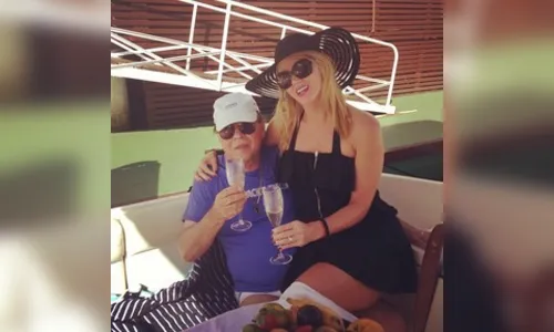 Val Marchiori fala sobre briga com o marido na web: 'Quem nunca?'