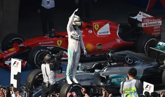 Hamilton vence e conquista título com três corridas de antecedência - imagem ilustrativa (Foto: AFP)