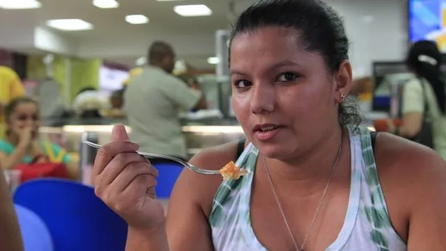 Monique Nogueira não come mais em pastelarias chinesas. Foto: Fábio Guimarães 