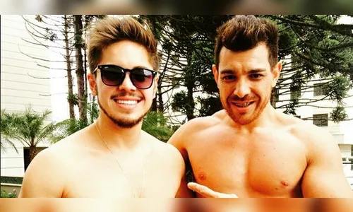 Cézar Lima volta ao Paraná e publica vídeo cantando sem camisa