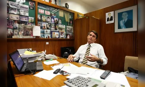 Bolsonaro se reúne hoje com assessor de Trump no Rio de Janeiro