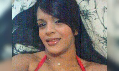 Dançarina enviou mensagem à mãe pedindo abraço horas antes da morte