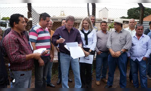 Prefeito assina autorização para construção do CRAS em Ivaiporã  