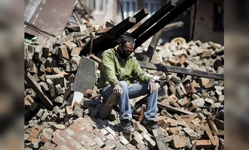 Número de mortos passa de 3 mil após terremoto no Nepal