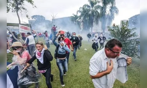 Professores fazem paralisações em 10 estados e 8 redes municipais