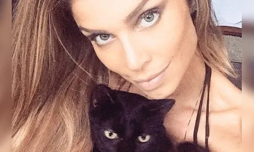 ​Grazi Massafera faz pegadinha e reaparece loira: “Não foi dessa vez”