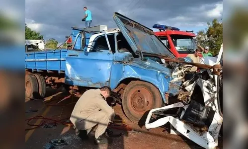 ​Acidente envolvendo 6 veículos deixa um morto e um ferido gravemente