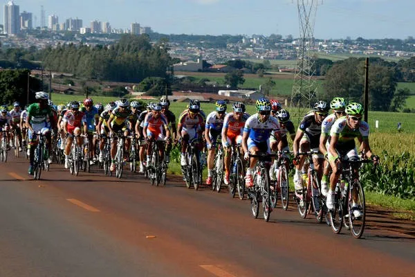Arapongas sedia evento ciclístico internacional